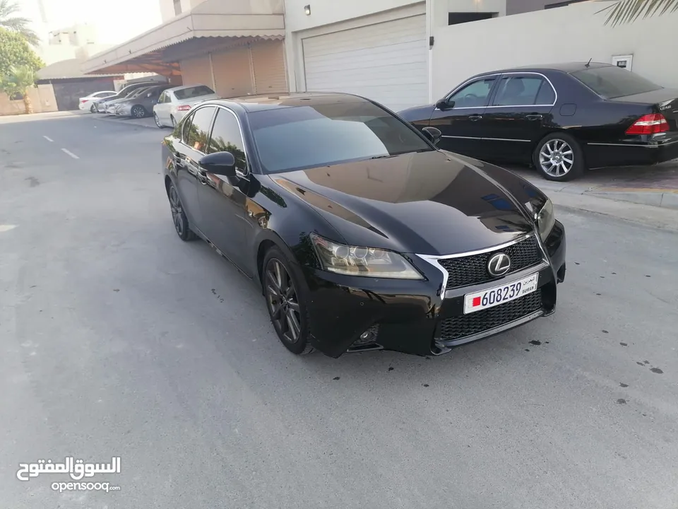 للبيع لكزس GS350F موديل 2015