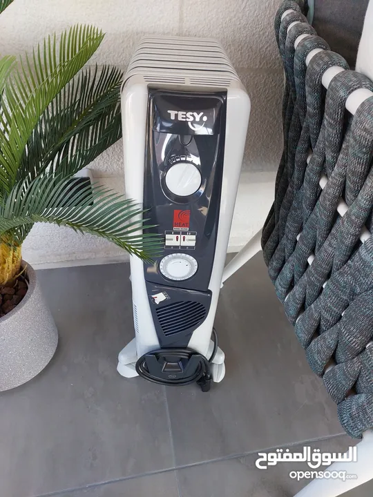 دفايه زيت كهربائيه  TESY  بحاله الجديد استخدام بسيط