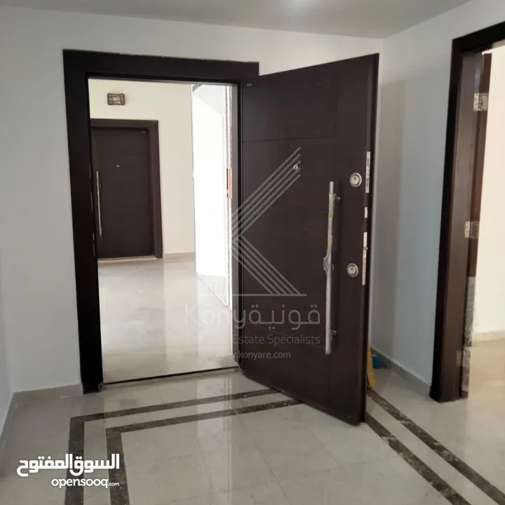 شقة فاخرة للبيع في دير غبار