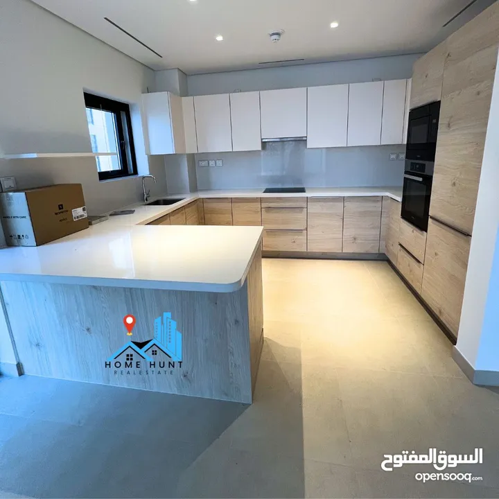 AL MOUJ  LUXURIOUS 2BHK SEA VIEW APARTMENT