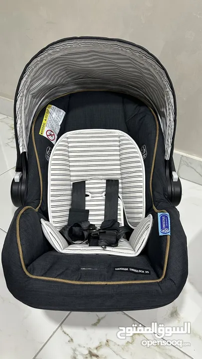 Graco snugride 35 car seat with base