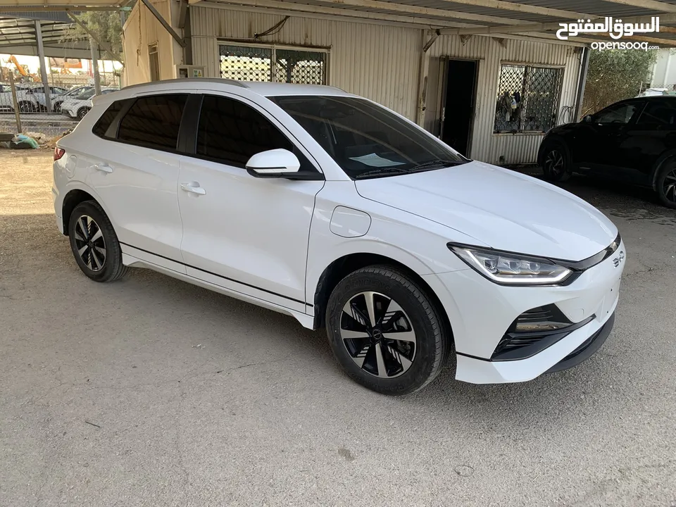 BYD E2 2022 بي واي ديه 2022 صنف لوكشري فل الفل بحاله الوكاله