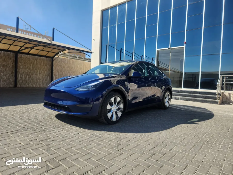 للبيع او البدل او تقسيط دفعة Tesla model y 2023 10000