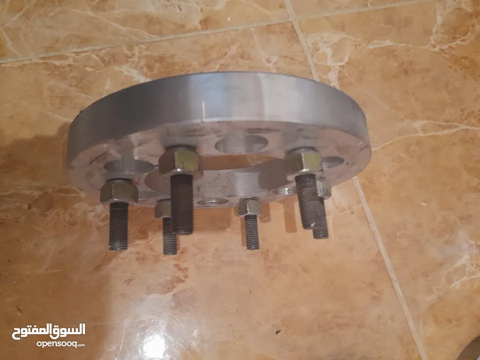 سبيسرات فلنجات
