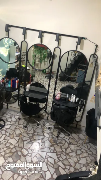 جميع معدات ومستلزمات الخاصة بصالون النسائي والاسعار مناسبه جدا بس الجادين يتصلون