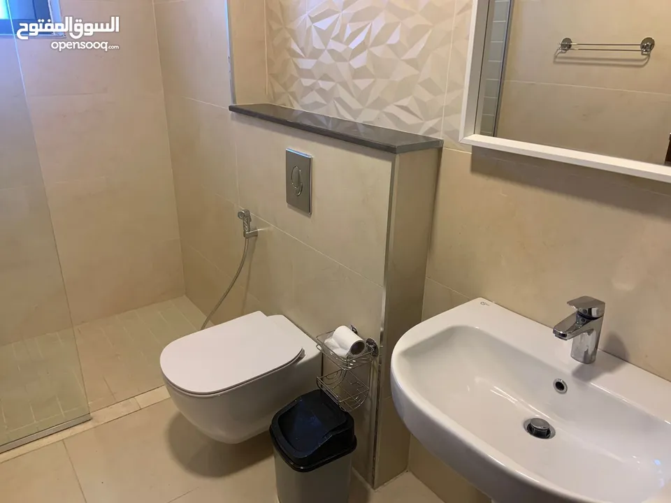شقة  ارضية مفروشة  للإيجار السنوي والشهري في عبدون