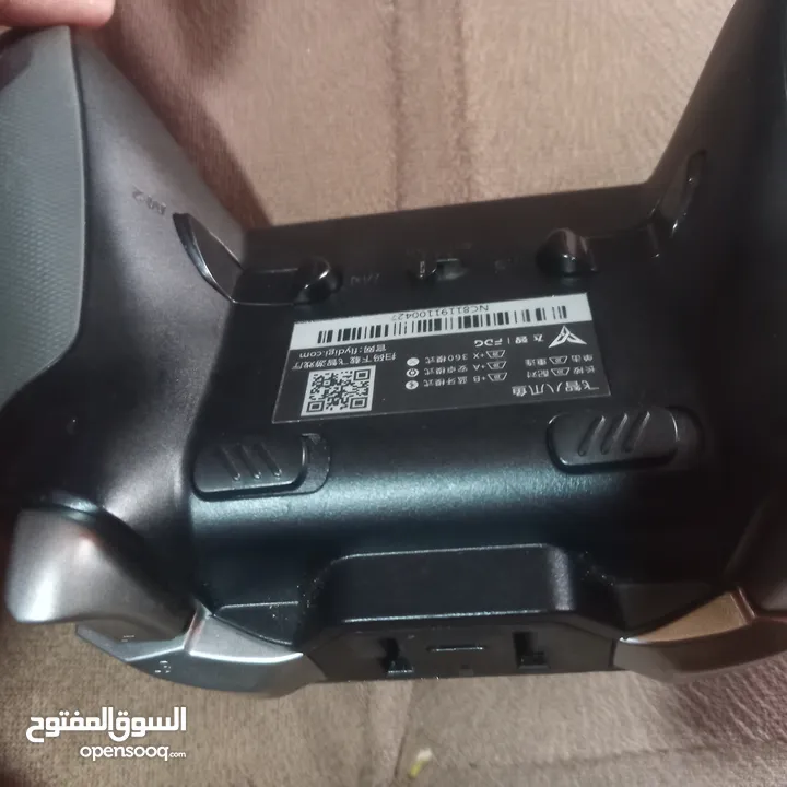 يد تحكم بلايستيشن شغاله بحاله جيده