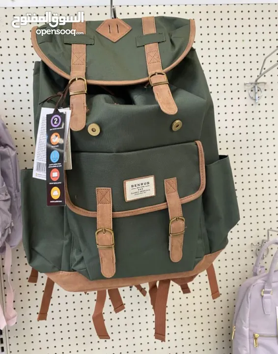 شنتة جديدة نخب اول backpack وارد اميركا لون جيشي حجم.كبير ضد الماء  مع جيبة داخلية لاب توب تستخدم لل