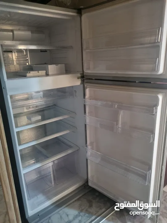 ثلاجه شارب استعمال خفيف جداا