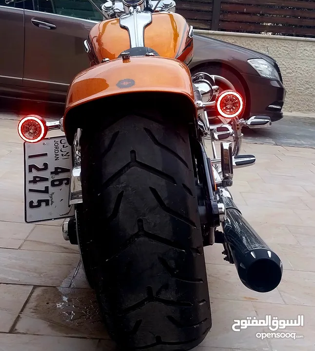 HARLEY DAVIDSON BREAKOUT CVO