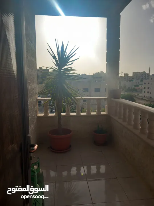 شقة فاخرة ومميزة للبيع