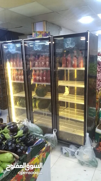 ثلاجه عرض ثلاث أبواب استعمال شهرين فقط بحاله ممتازه