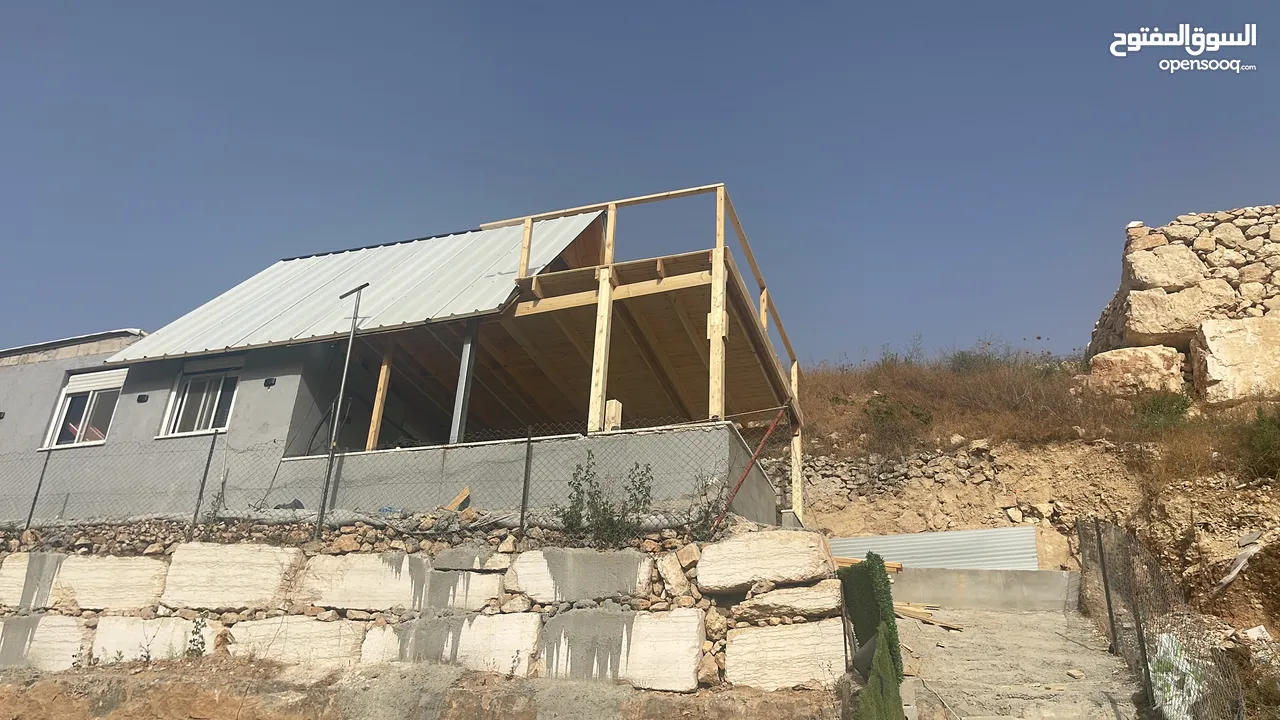 كوخ للبيع بسعر جيد
