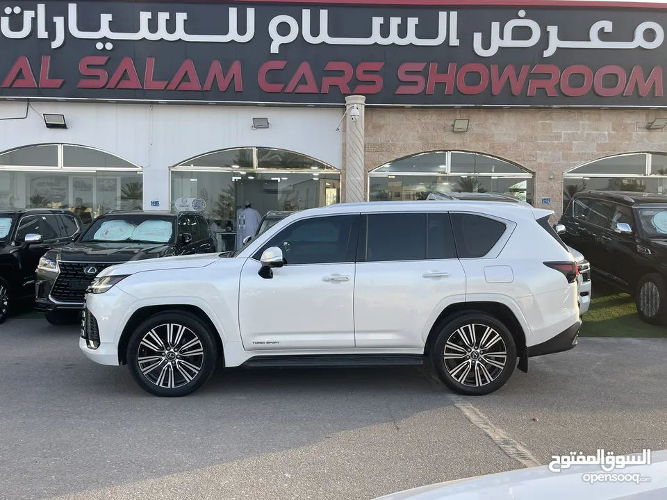 لكزس الدفع الرباعي LX600 2022