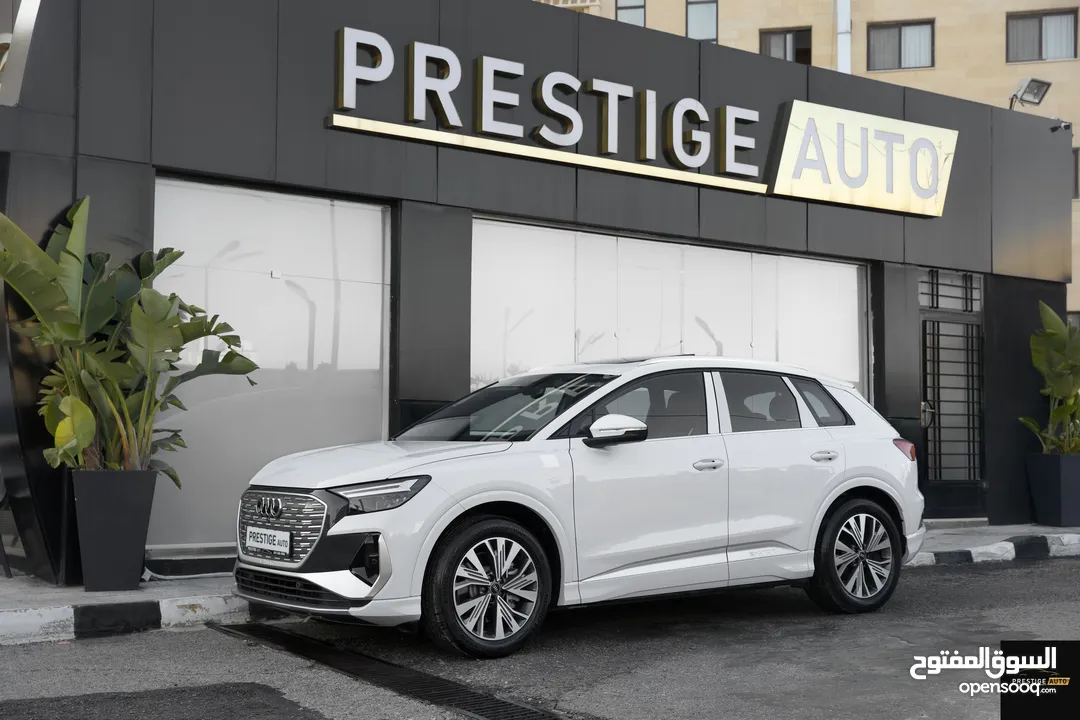 Audi E-tron Q4 2023