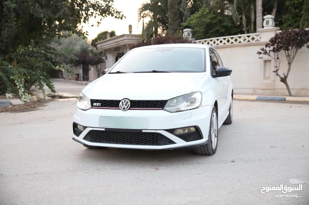 بولو2016_اتومتيك _ماتور 1200تربوا -اصل برايفت فحص نظيف صلاة النبي