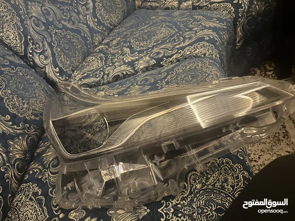 قزازة ضوء بريوس 2019-2022