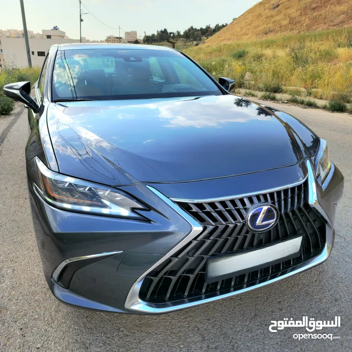 lexus es 300 h luxury 2022