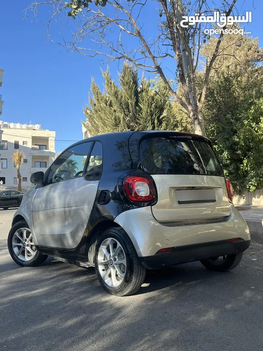 Smart fortwo 453 2018 low millage   شكل الجديد