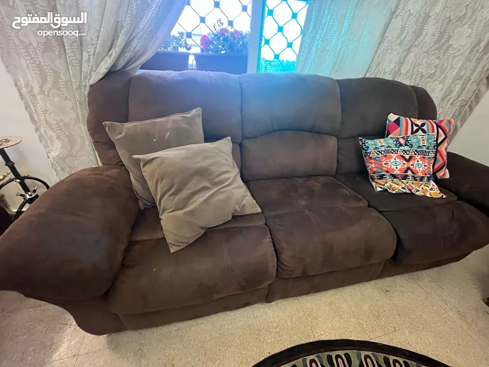 كنب Recliner