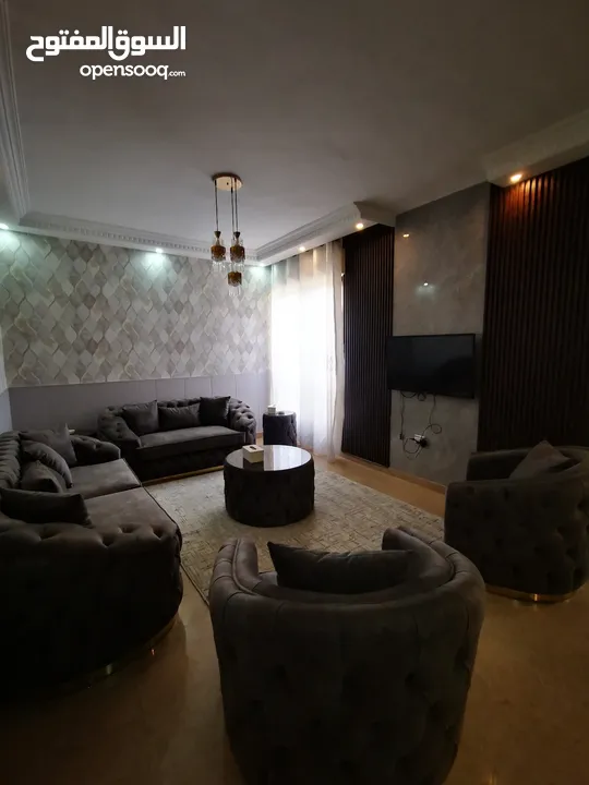 للايجار (اليومي/الاسبوعي) شقة فخمة جديدة مفروشة في #عبدون ..موقع مخدوم
