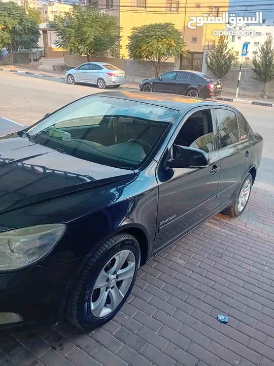 سكودا اوكتافيا 2011