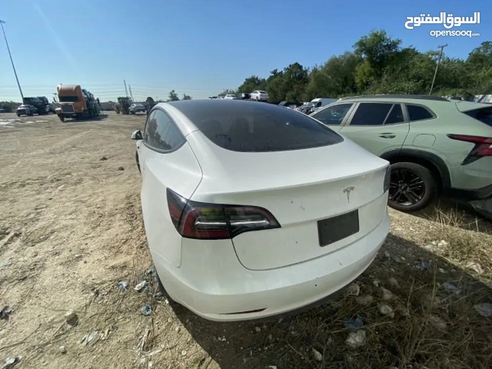 تسلا موديل 3 لون ابيض بدون ايرباك حادث بسيط جدا بالويل tesla model 3