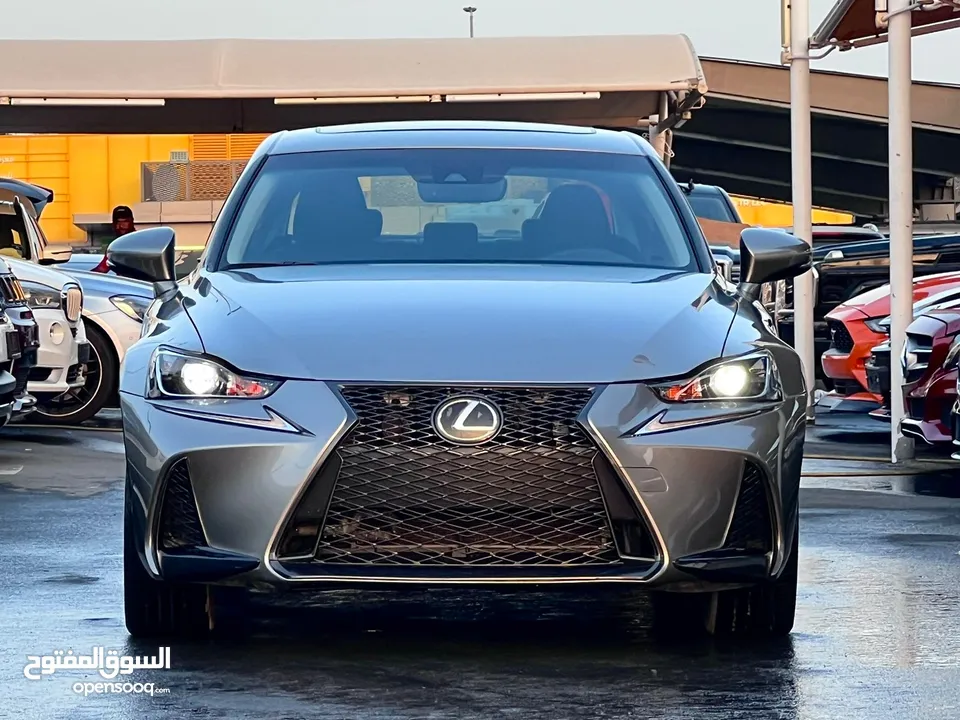 LEXUS/ iS  /300 /SPORTS/ 2020