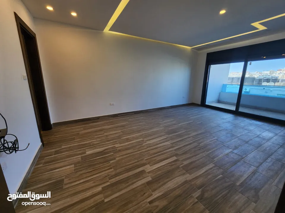شقة فارغة للبيع في تلاع العلي - ref : 14647