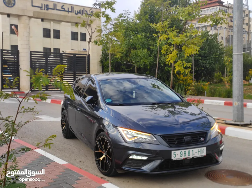 سيات ليون اف ار سيارة دهان شركة ماشية فقطط 49000كم