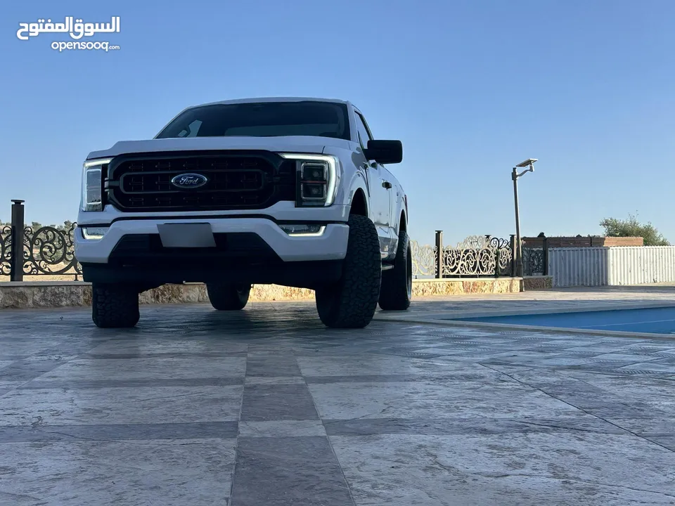 فورد  FX4 - F-150  بكب باب واحد مميز للبيع Black edition
