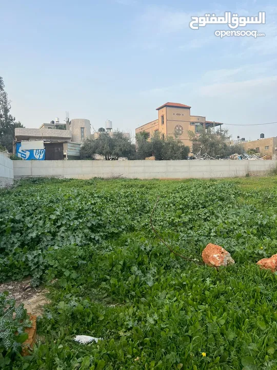 ارض للبيع والسكن