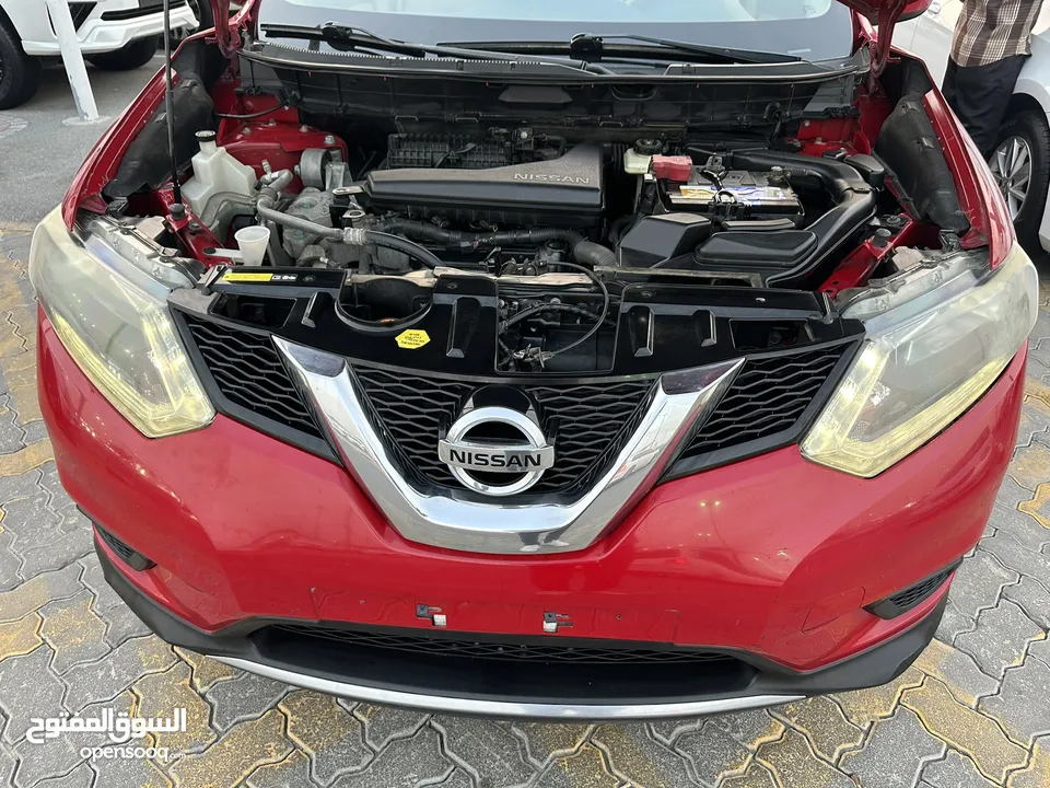 Nissan Extrail GCC V4 original paint , single owner نيسان إكستريل خليجي