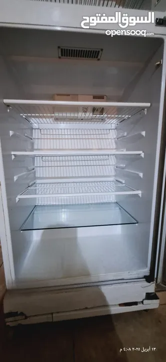 ثلاجه للبيع