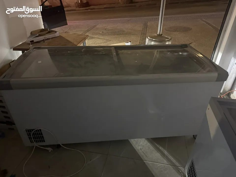 فريزرات بطح
