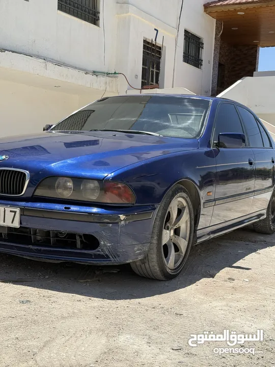 Bmw 525 1998 ماتورها  cc2500 السياره تصلح للعفائات الكبيره