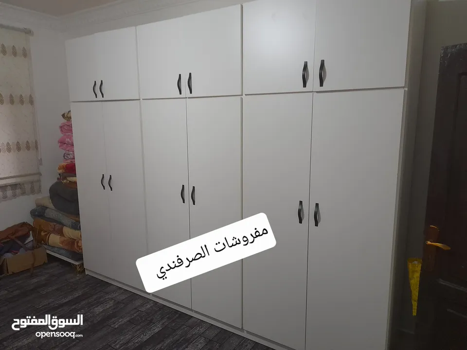 خزائن ملابس خشب لامنيت 18م لاتيه او حسب الطلب احجام كبيره درف او سحاب جميع الوان