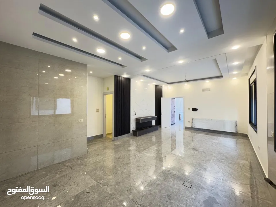 شقق للبيع في عبدون و دير غبار مساحات عديده وإمكانيه التقسيط على 3 سنوات مع دفع النص بدون ارباح