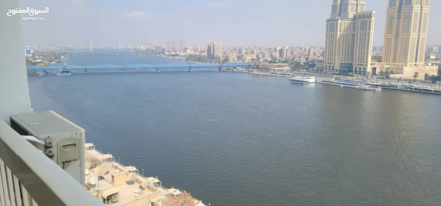 شقه للايجار المفروش اليومي علي النيل مباشرة