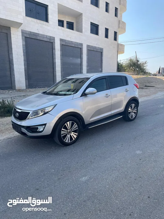جيب كيا سبورتاج 4 في 4 موديل 2014
