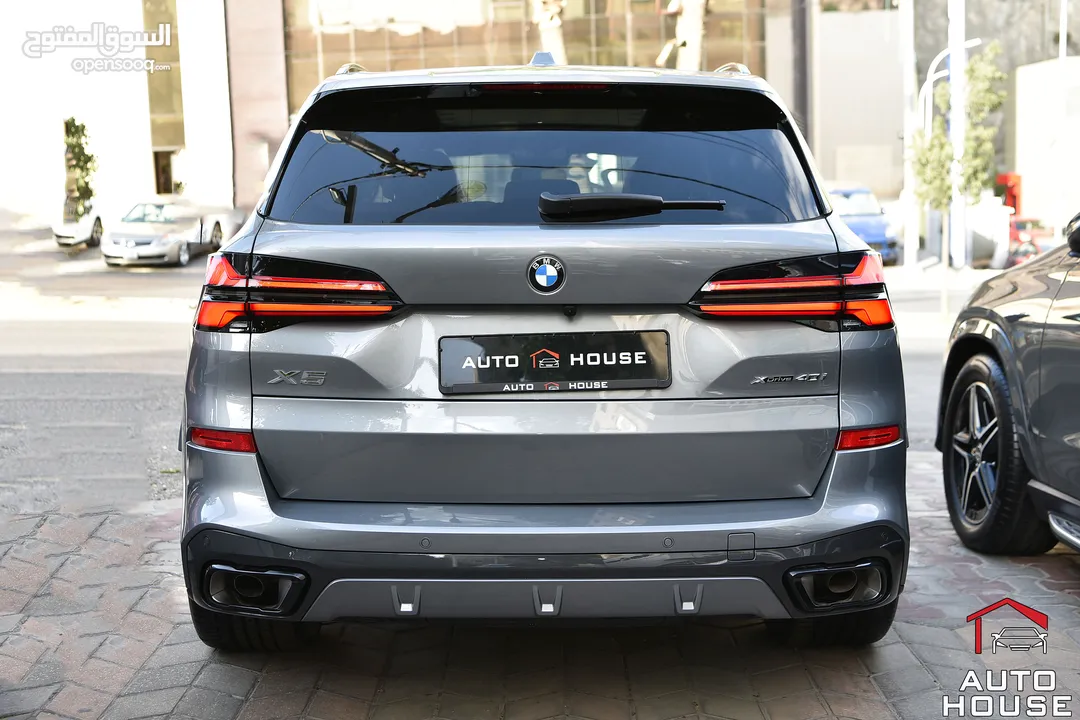 بي ام دبليو X5 مايلد هايبرد ام بور كت 2025 BMW X5 xDrive40i Mild Hybrid M Power Kit Night Package