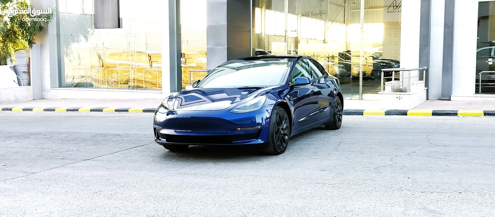 تيسلا 2023 model 3 فحص كامل 7 جــــيـــــد بدون جمرك اوتوسكور +B لون مميز بحالة الوكالة ممشى قليل