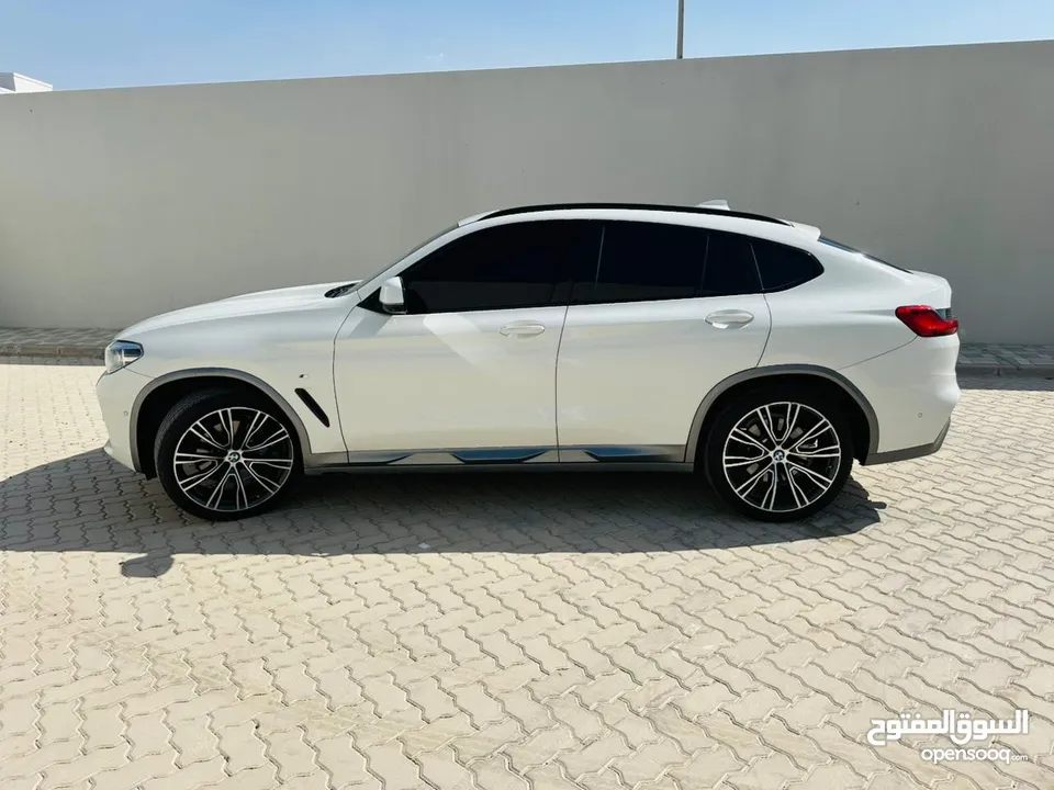 BMW X4i 2021 Turbo GCC Space Full Option Under Warranty/ 185,000 KM