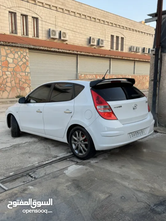 هونداي i30 اصل برايفت ترخيص 2011 مش 2008  الدفع فقط كاااااش