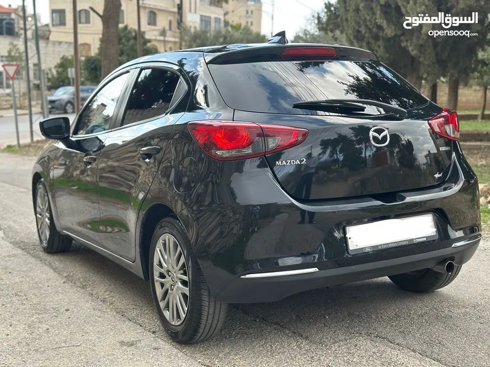 Mazda 2  2021