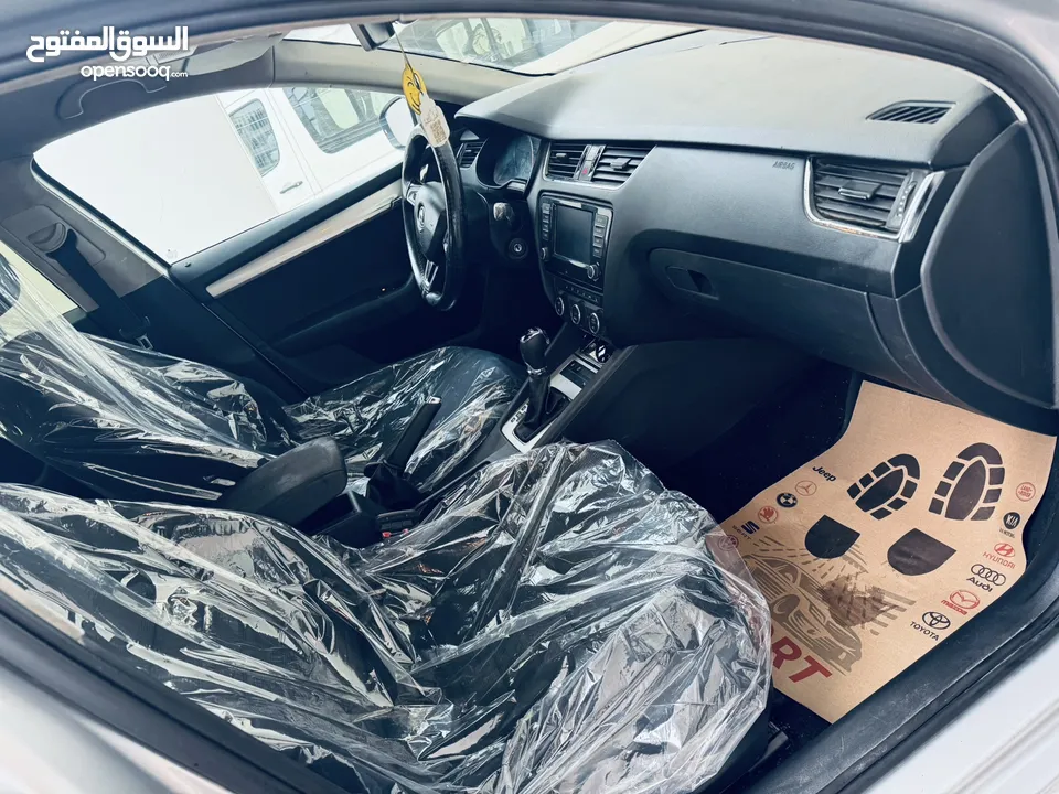 سكودا اوكتافيا ديزل 2000 اوتوماتيك ليد امامي ليد خلفي موديل 2018/17 اصل برايفيت