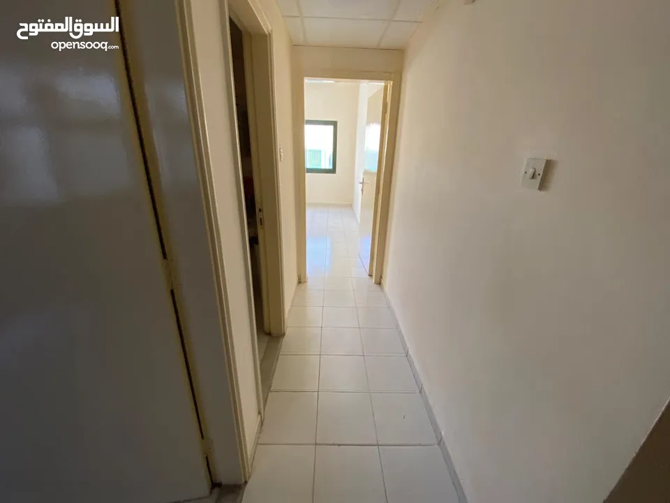 ( محمود سعد )للايجار السنوي غرفة وصالة في (  النهدة  )  قريب من دبي  اطلالة مفتوحة