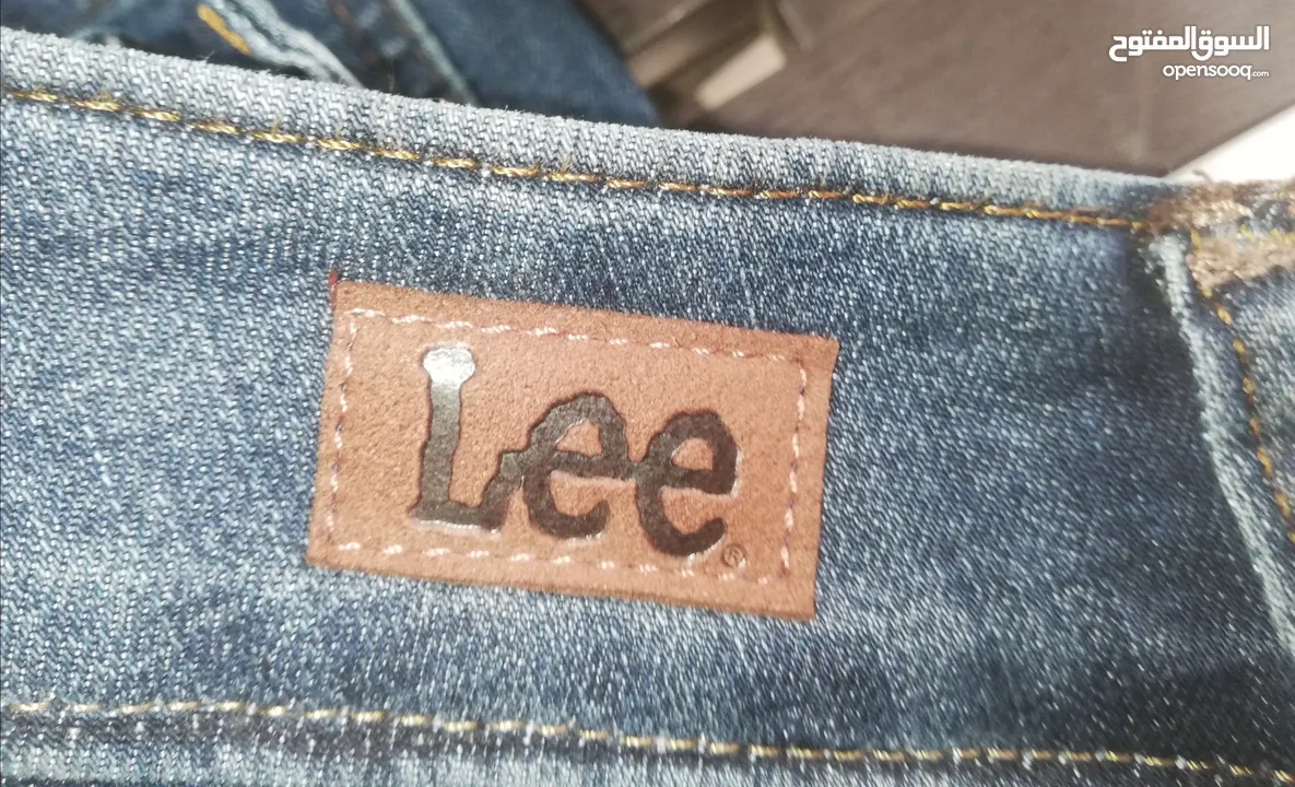 بنطلون جينز ماركة lee