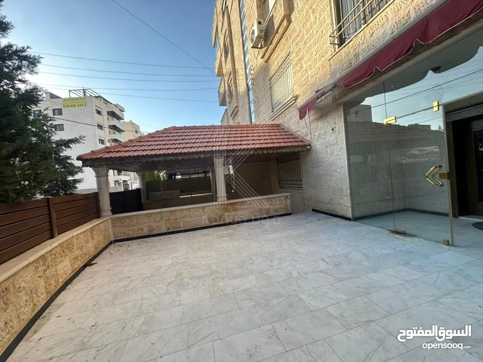 شقة دوبلكس ارضي منسوب فاخرة للبيع في خلدا