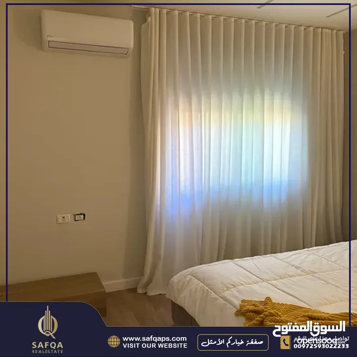 شقة تم تشطيبها حديثاً بإنارة وديكورات جاهزة للسكن الفوري